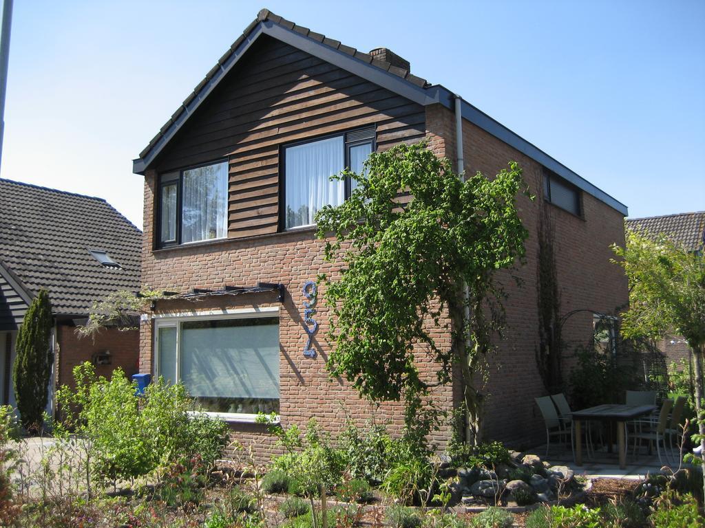 Bed And Breakfast De Mozaiektegel Uden Exteriér fotografie
